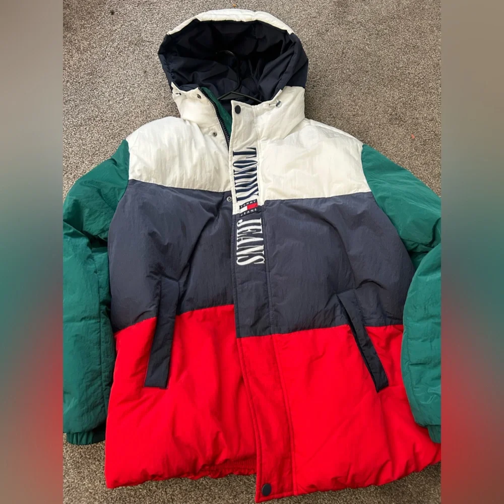 Tommy Jeans Jacket - Picture 1 of 3